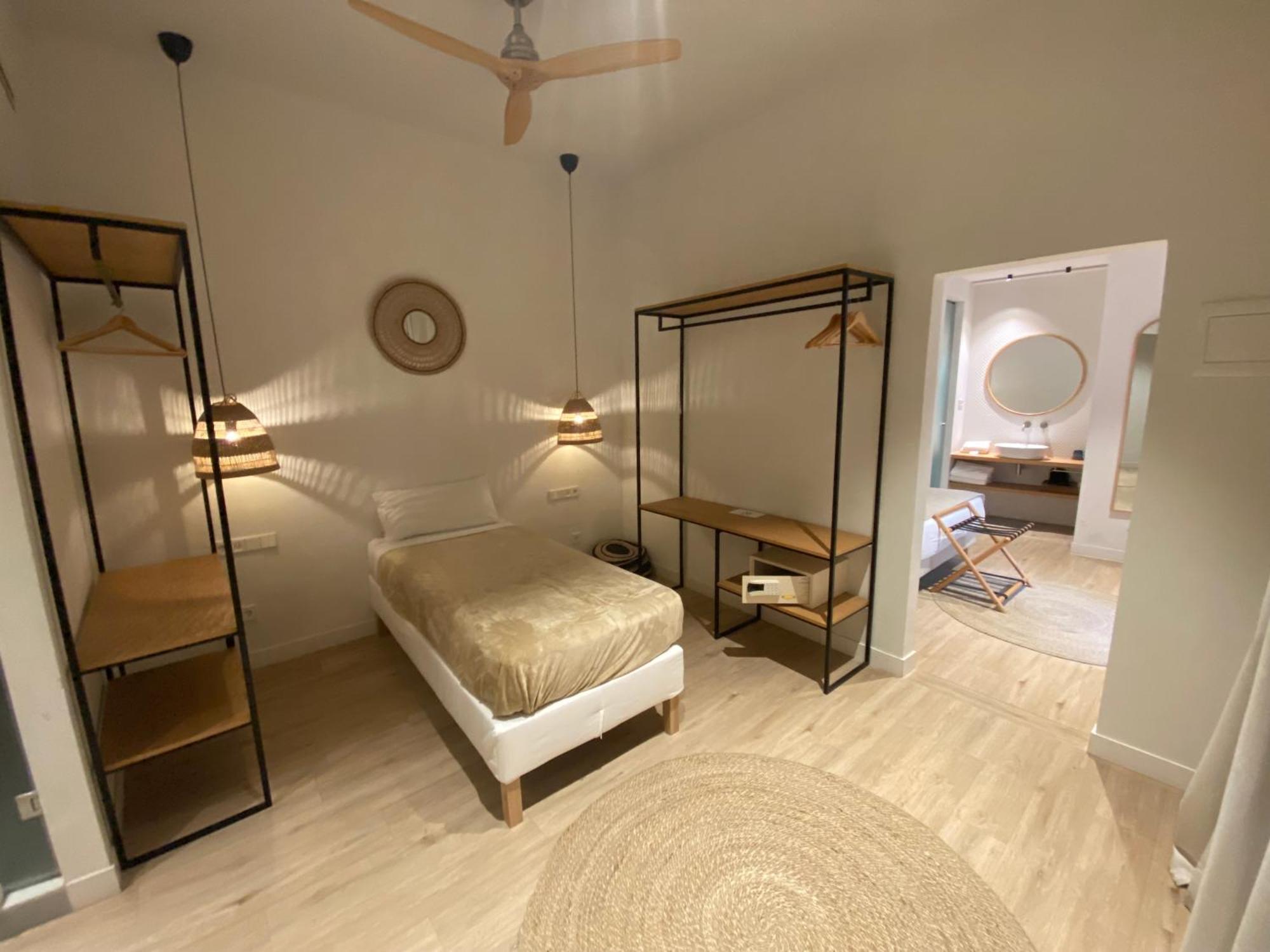 מדריד Casa Du Soleil Hostal Boutique מראה חיצוני תמונה