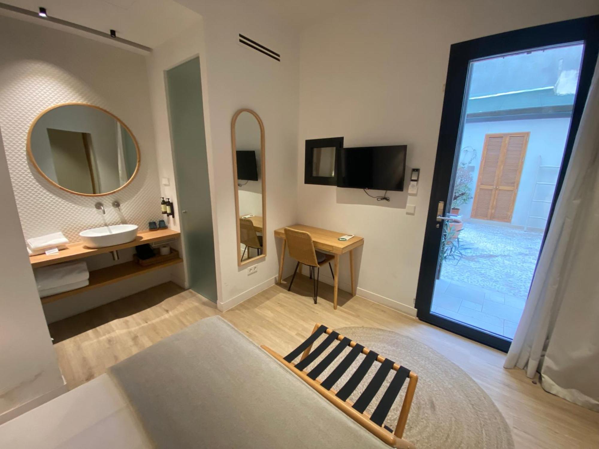 מדריד Casa Du Soleil Hostal Boutique מראה חיצוני תמונה